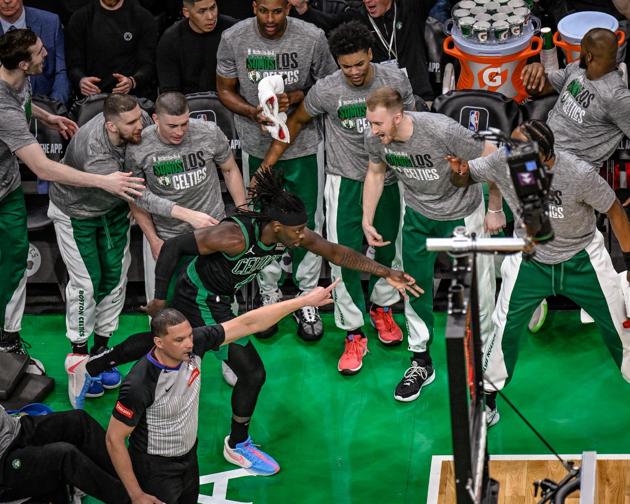 凯尔特人主场大胜猛龙,实力得到认可 凯尔特人主场大胜猛龙,实力得到认可