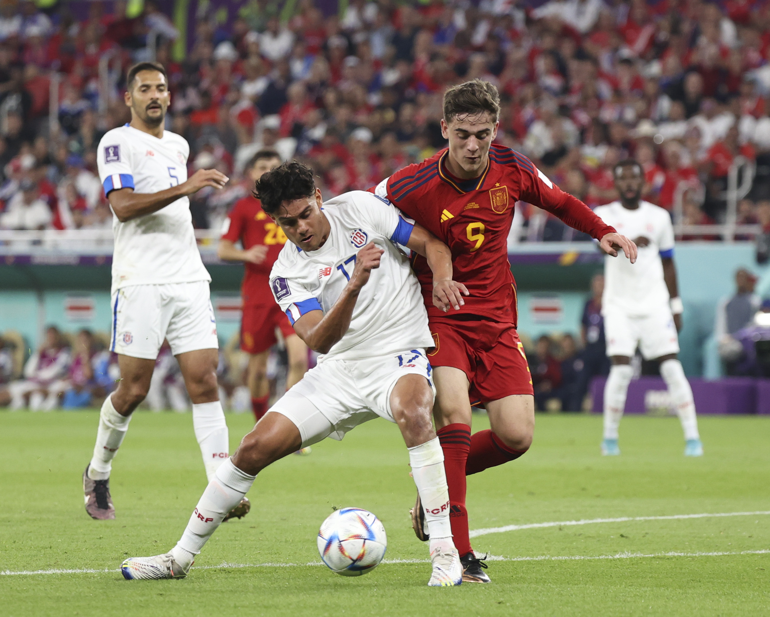 足球比赛中将有一场精彩的场面