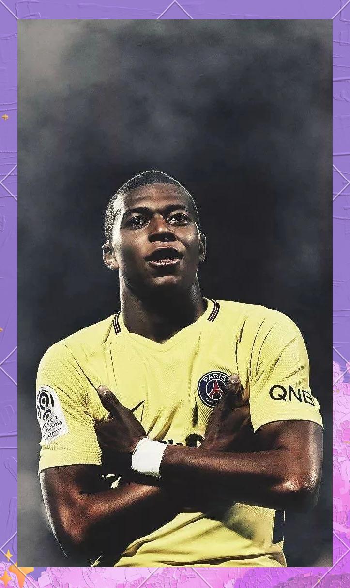 姆巴佩欲与巴黎续约！绝不离队，心系球迷和球队共进化